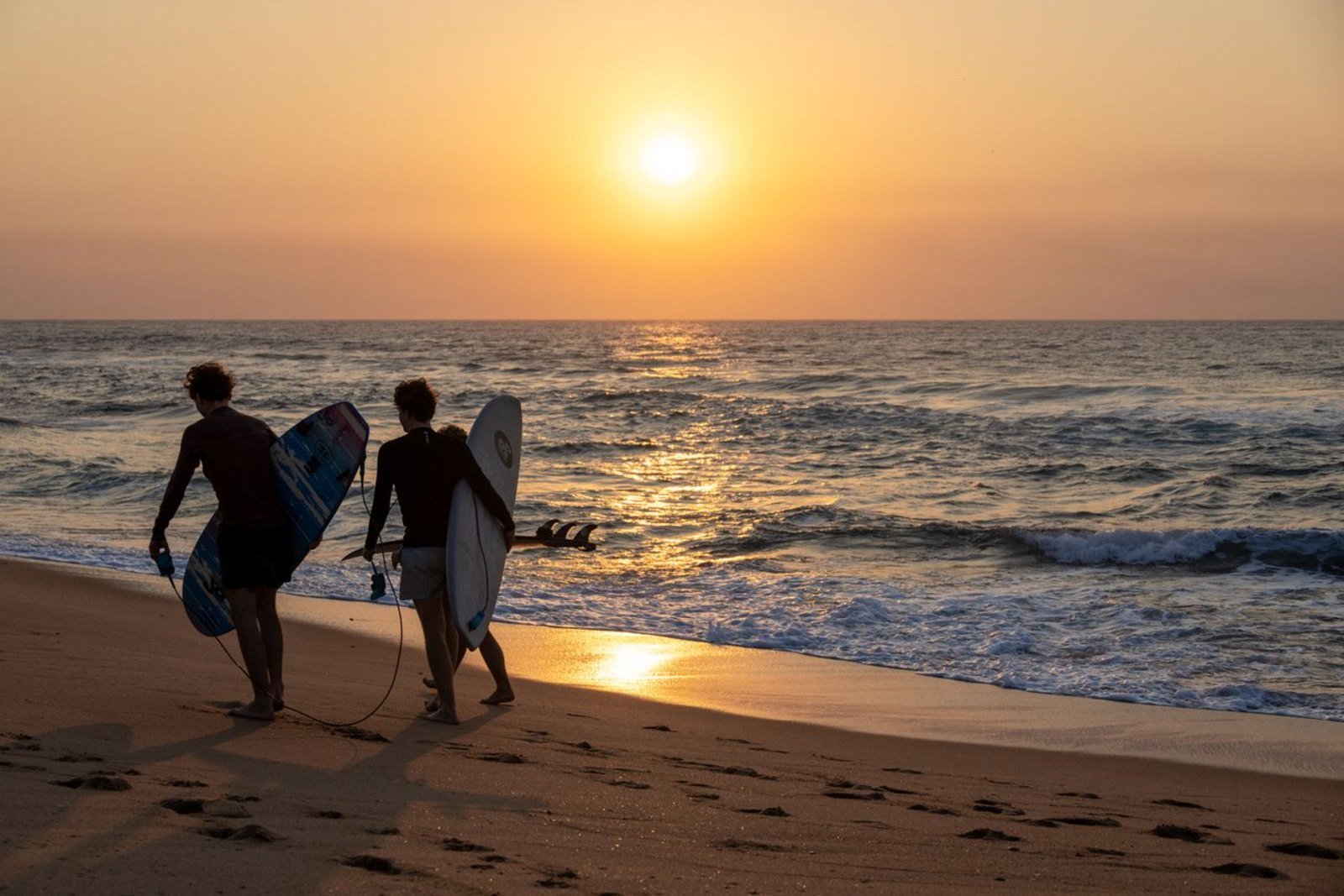 Couple arriving on Sri Lanka's south coast